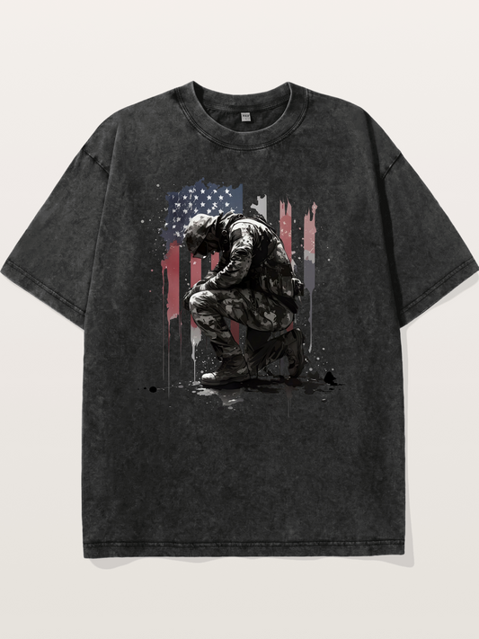 Kneeling Soldier Memorial Print Washed T-shirt