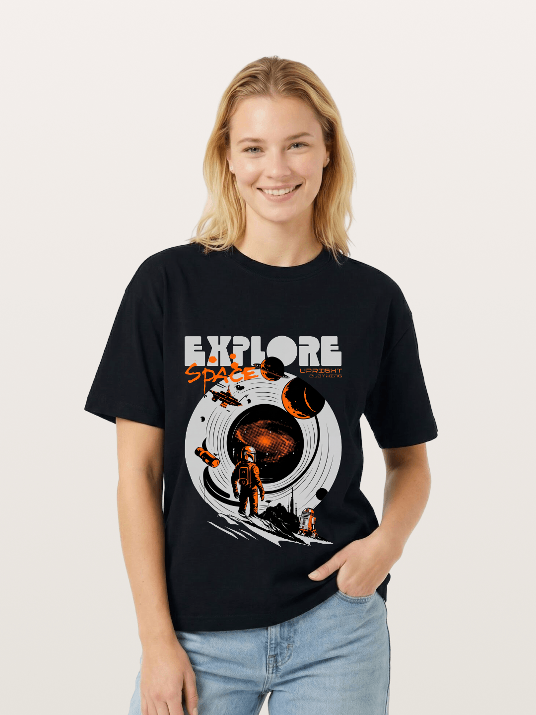 Space Explorer Astronaut Retro Sci-Fi Gildan T-shirt