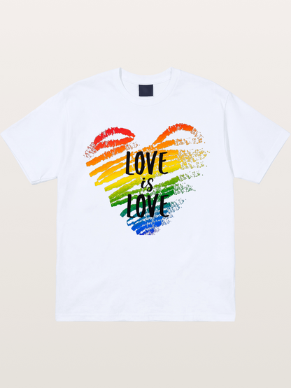 Love Is Love Rainbow Heart Art Gildan T-shirt