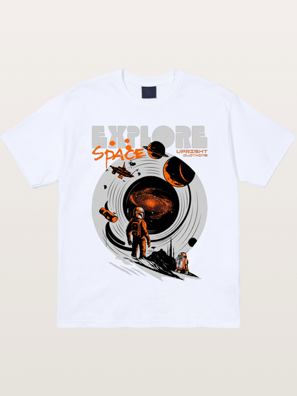 Space Explorer Astronaut Retro Sci-Fi Gildan T-shirt