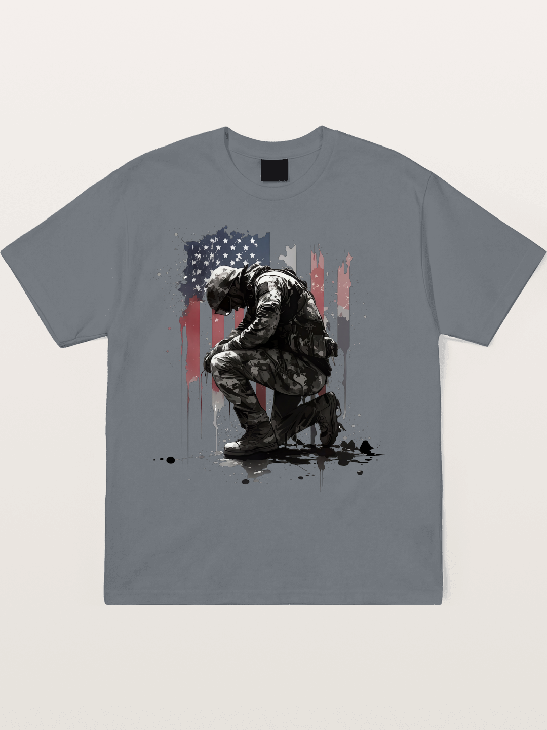 Kneeling Soldier Memorial Print Cotton T-shirt