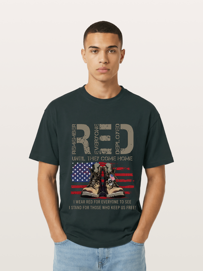 I Wear Red for Those Who Keep Us Free Gildan T-shirt
