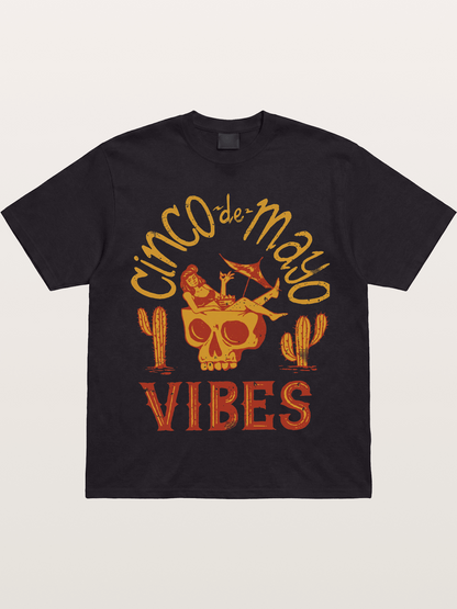 Cinco de Mayo Retro Skull Vibes Gildan T-shirt